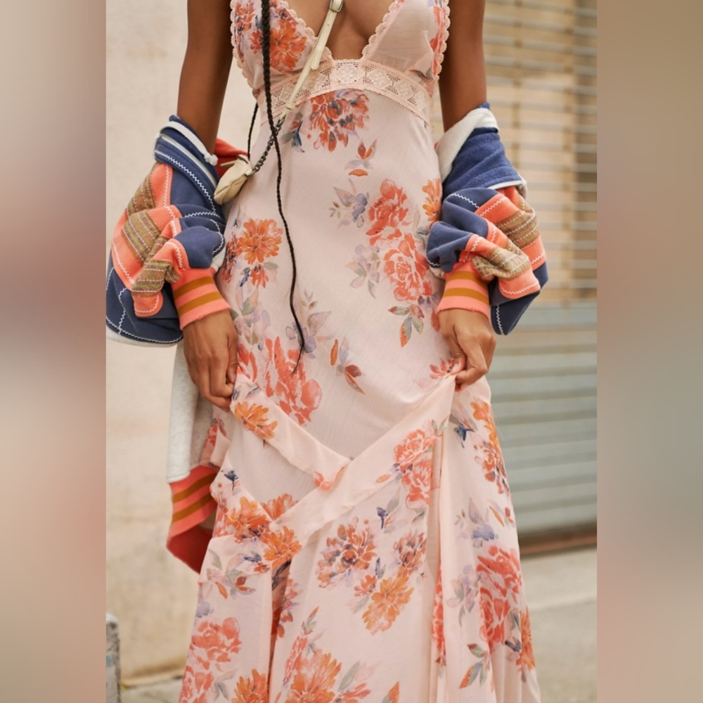 Free People Stay Awhile Maxi Dress in Peach Combo Size Medium - Picture 3 of 9